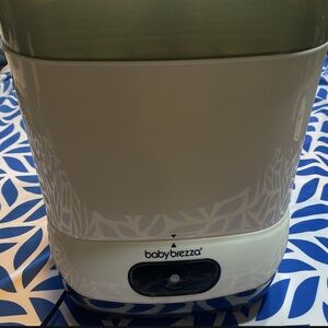 Baby Brezza Bottle Sterilizer - White